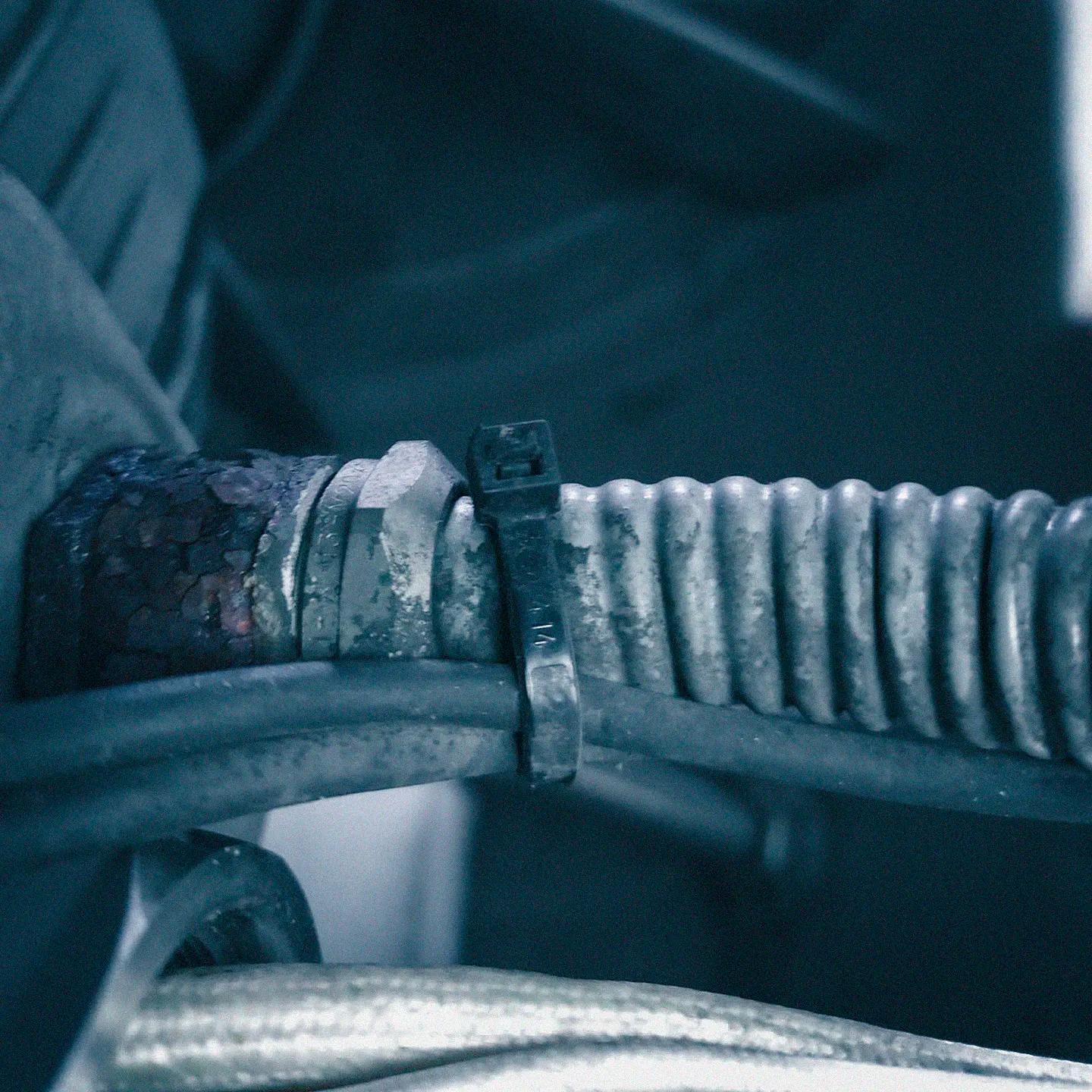 Vignes & Combette Hero SCS Webeseite vorher